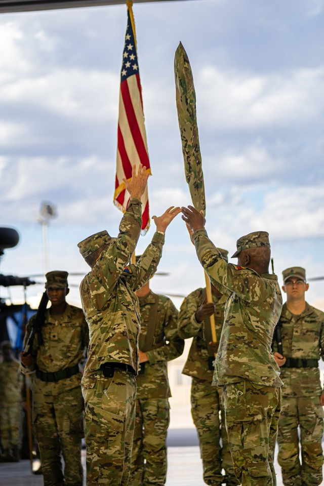 Casing of the Colors: The US Army's Iron Eagles prepare for Europe ...