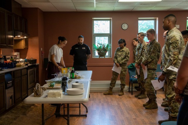 Muleskinner single Soldiers learn to fuel their body, mind
