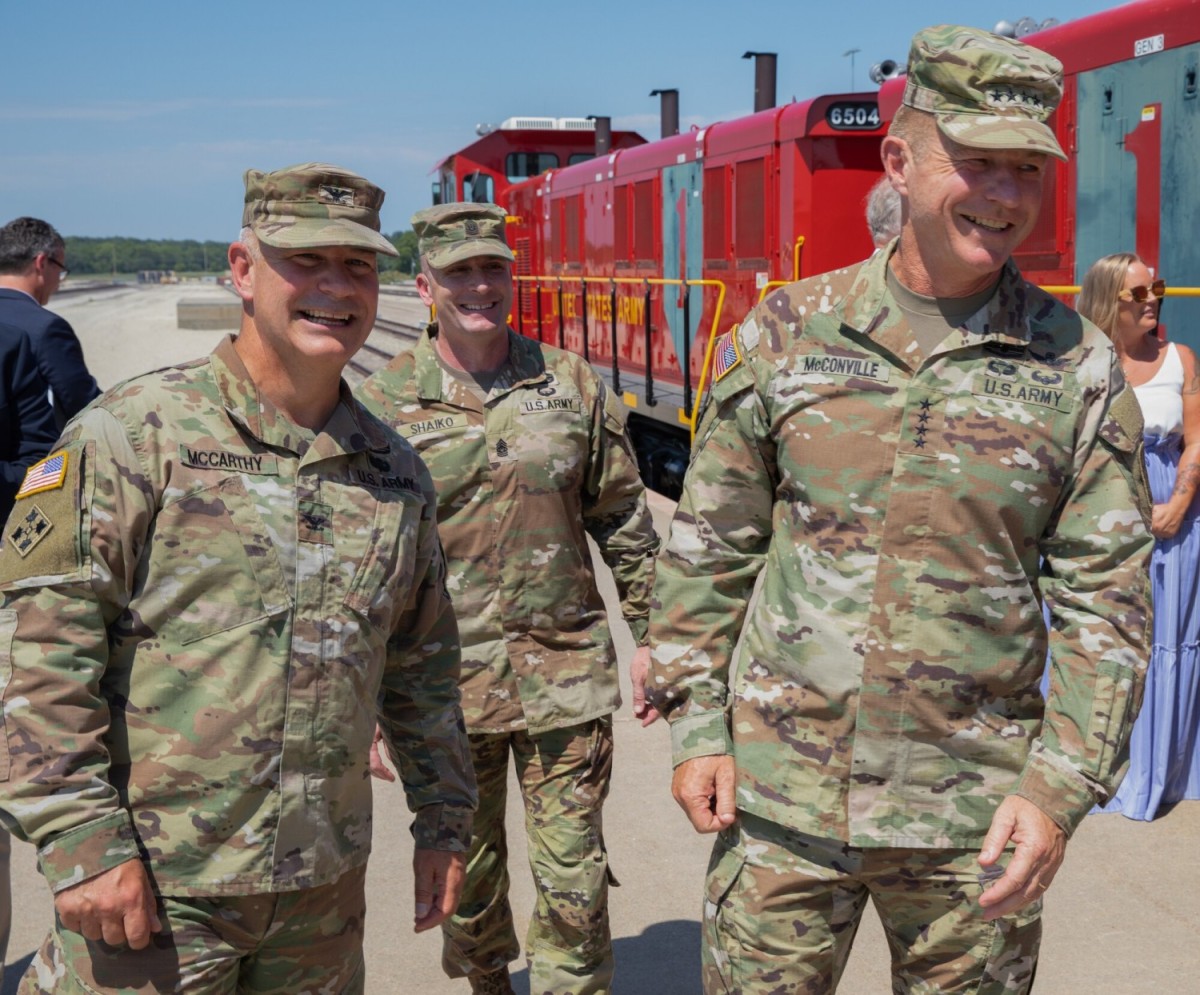 1st Infantry Division, Fort Riley Welcome Kansas City Chiefs, Article