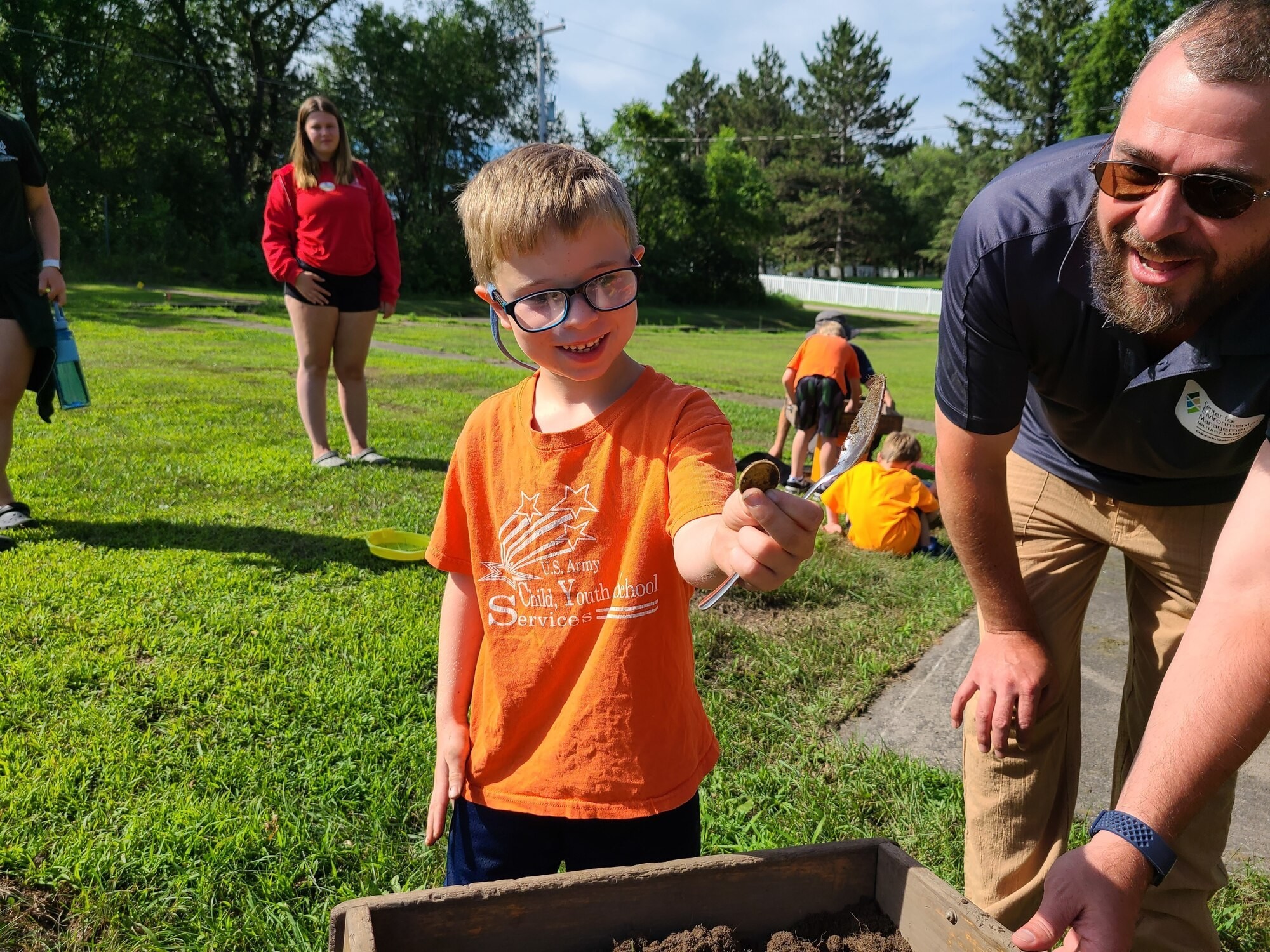 UofL, Kentucky School for Blind team up for archaeological dig