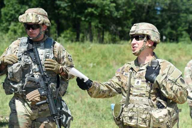 Citizen Soldier credits Army Reserve in continuing his service and training Soldiers