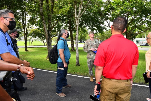 The exercise concluded with a real press conference with the participation of local media that included WAPA-TV – local Channel 4 and two main newspapers, El Nuevo Dia and Primera Hora. Acting Fort Buchanan Garrison Commander Lt. Col. Brian Mandock addressed questions from the reporters and said “The exercise and its positive results are proof that Fort Buchanan does everything possible to provide the greatest possible security to all the people who are here.”