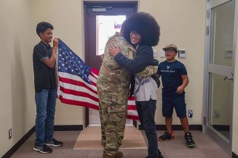 Father enlists son at same Japan post where he joined Army