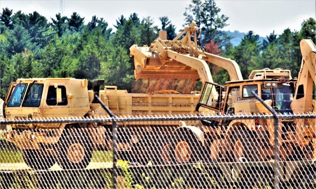 716th Engineer Company supports large troop project at Fort McCoy with fill movement