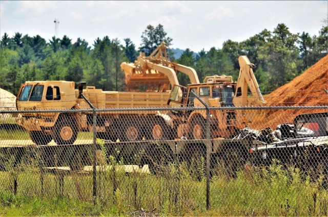 716th Engineer Company supports large troop project at Fort McCoy with fill movement