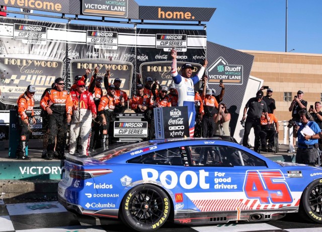 1st Infantry Division, NASCAR partner to remember 9/11.