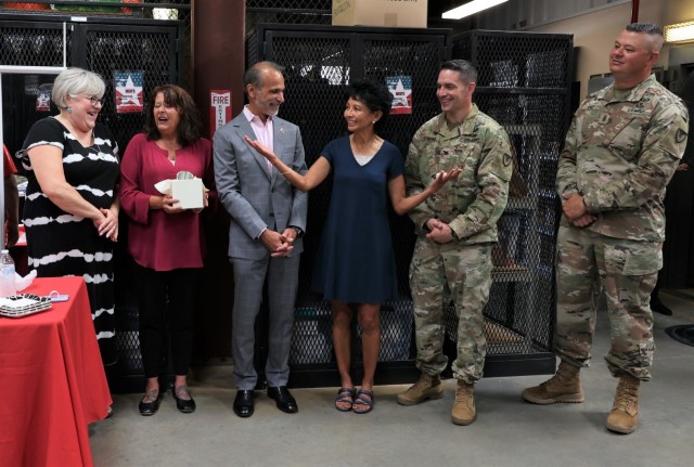 Kentucky Red Cross CEO surprises local volunteer with top honor during Fort Knox event