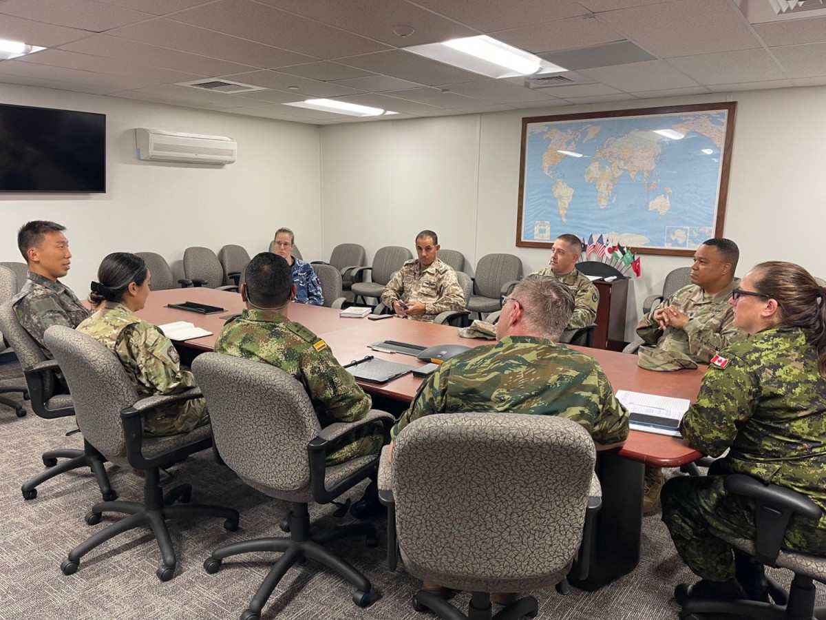 IG makes introductory visit to USASAC's New Cumberland office | Article ...