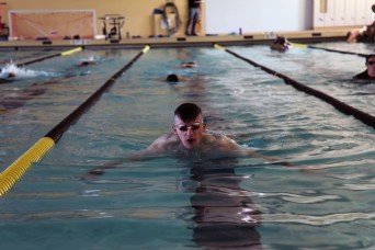 Fort Bliss Holistic Health and Fitness team hosts swim instruction for soldiers