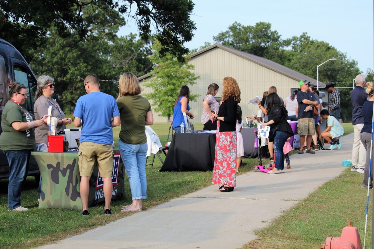 Photo Essay: Service members, families enjoy Military Appreciation ...