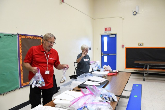 Red Cross visits Price School to teach emergency preparedness