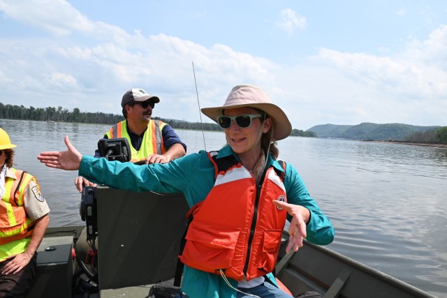 The U.S. Army Corps of Engineers, St. Paul District, in partnership with the  Upper Mississippi River National Wildlife & Fish Refuge, the Wisconsin Department of Natural Resources, Iowa Department of Natural Resources, and Minnesota Department of...