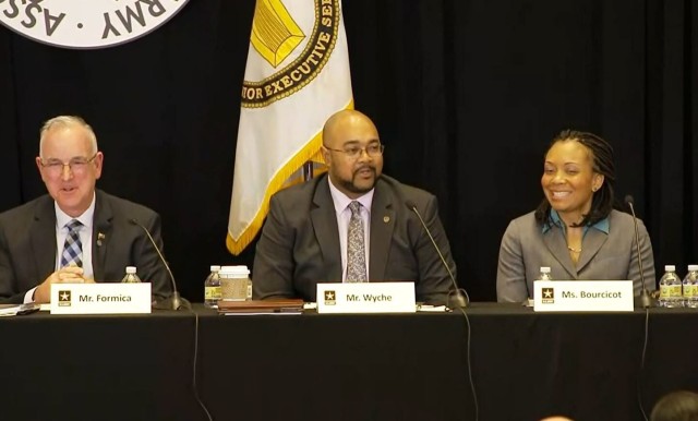 TALKING ARMY&#39;S CIVILIAN STRATEGY