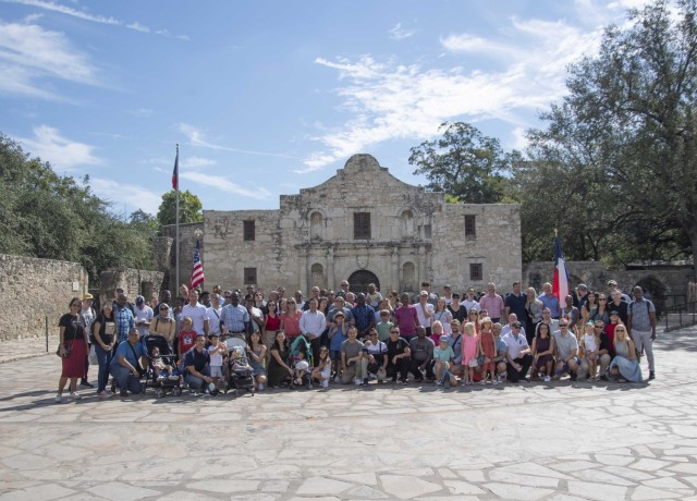 International students of Sergeant&#39;s Major Course Class 73 in front of the Alamo in San Antonio, Texas.