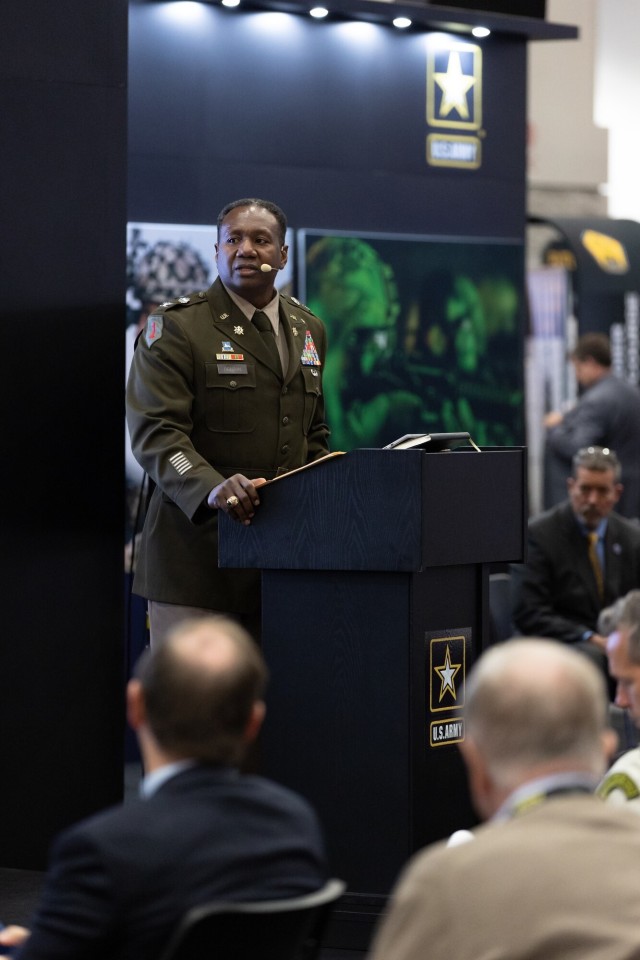 Col. Mark Denton speaks during the AUSA2022 Warriors Corner