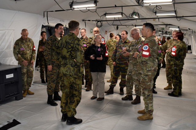 US medical evaluators work with multinational counterparts to evaluate task force in Czech Republic