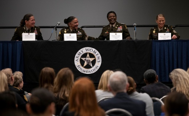 Female Army leaders speak at AUSA panel