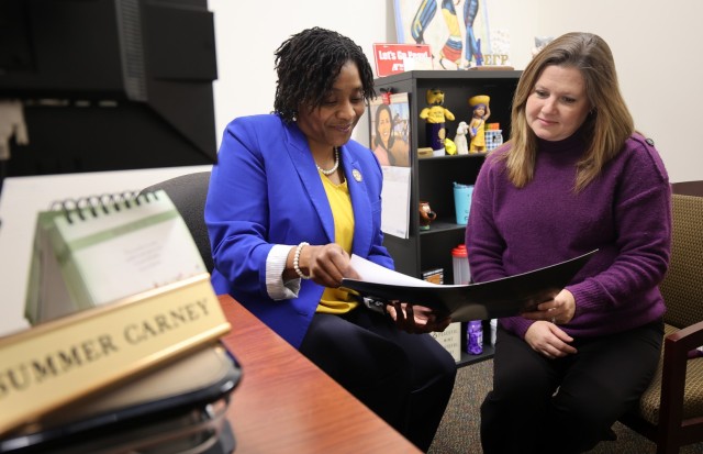 Employment Readiness Program manager encourages spouses to take advantage of services