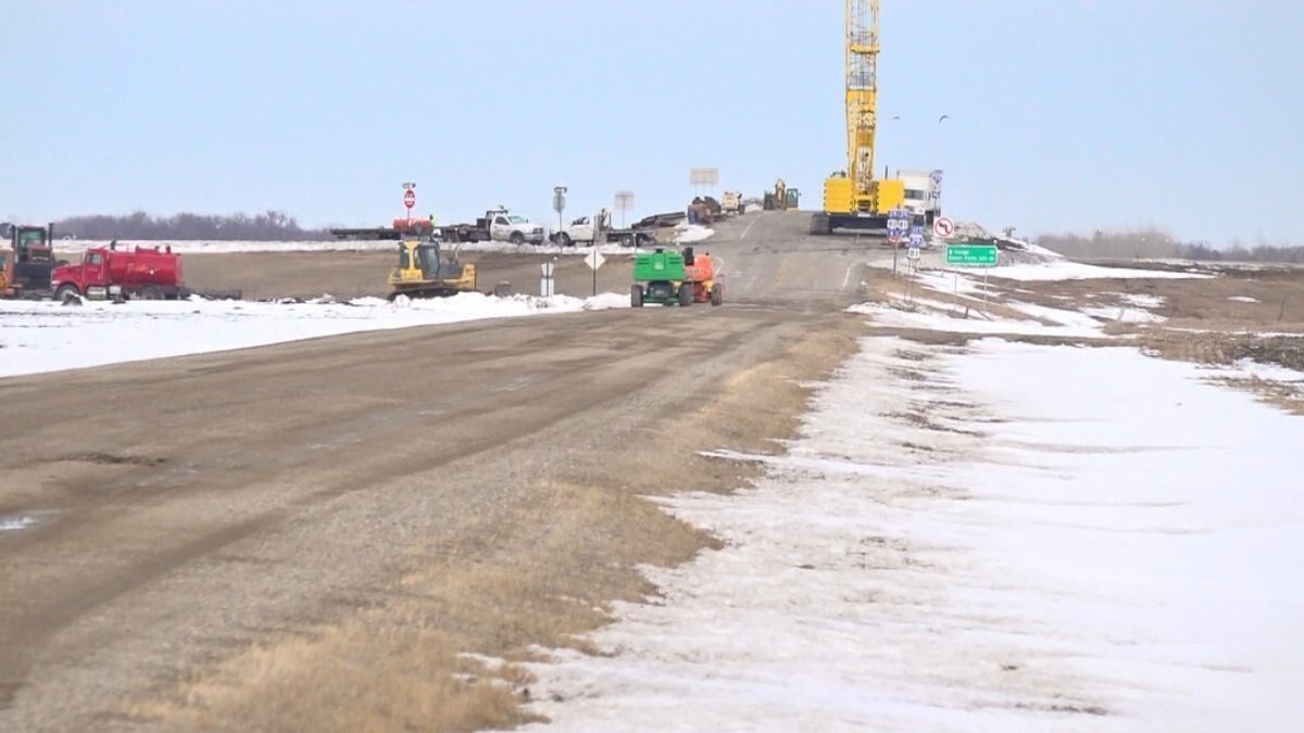 Corps completes county road work for interstate 29 grade raise project