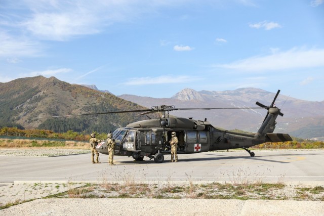 Arizona National Guard MedEvac team kicks off Kosovo deployment with evacuation mission