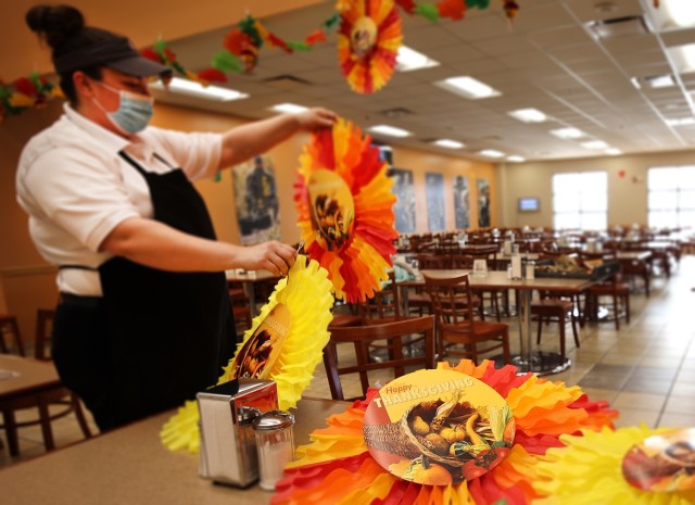 Fort Knox prepares to feed hundreds at Nov. 23 Thanksgiving meal