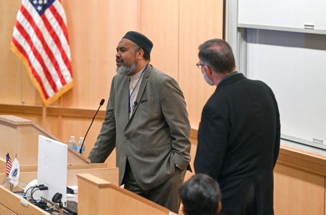 Pastor Bob Roberts Jr and Imam Mohamed Magid speak at the Religious Leader Symposium 9