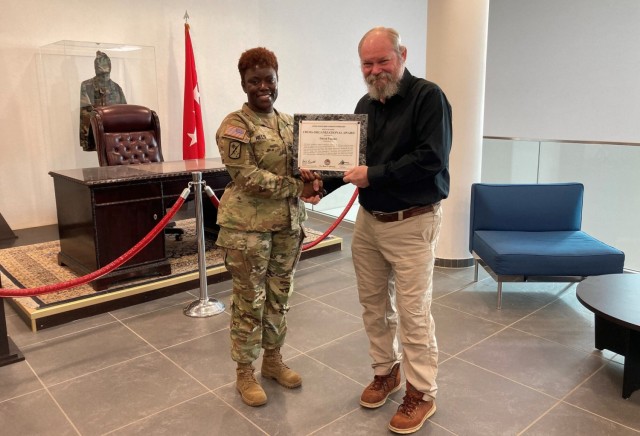 405th AFSB LOGCAP professional recognized for providing support to XVIII Airborne Corps