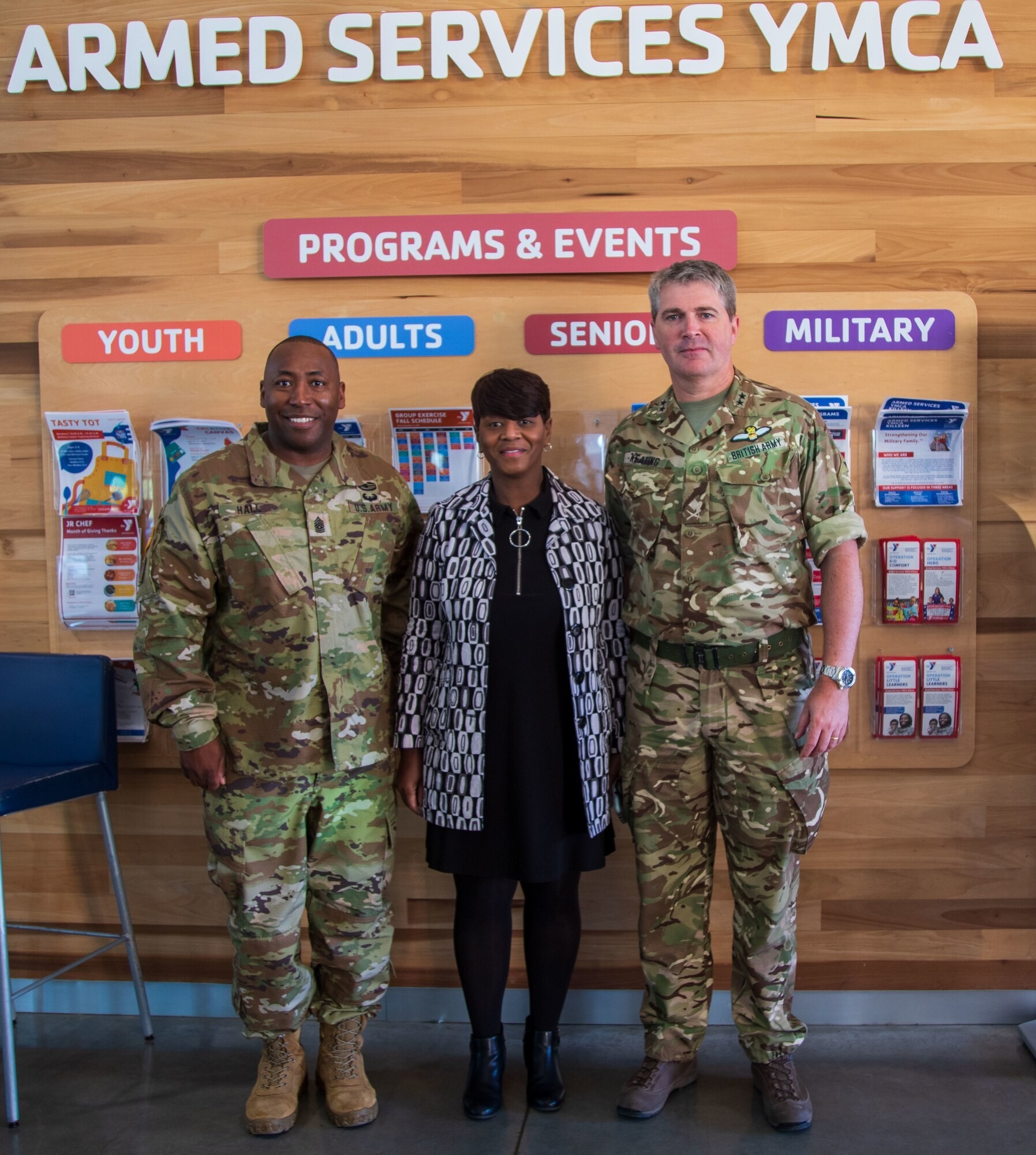 Armed Services YMCA opens food market, supports Fort Hood families 