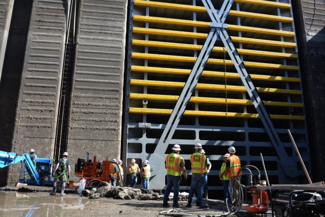 Corps of Engineers re-opens Old River Lock after repairs, maintenance completed