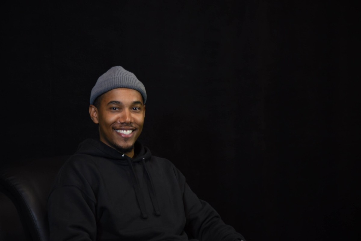 Seoulborn guitarist comes back to Korea for a performance Article