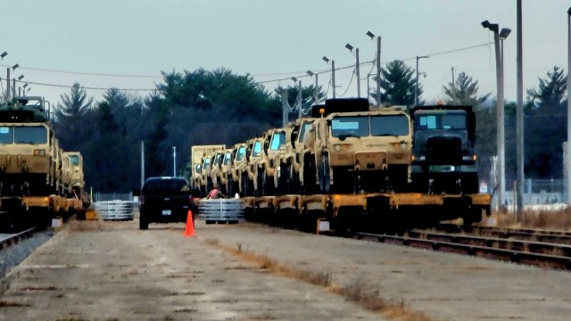 411th Engineer Company equipment deployment by rail movements at Fort McCoy