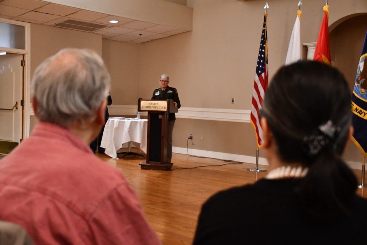 Joint Base MyerHenderson Hall honors retirees during Retiree