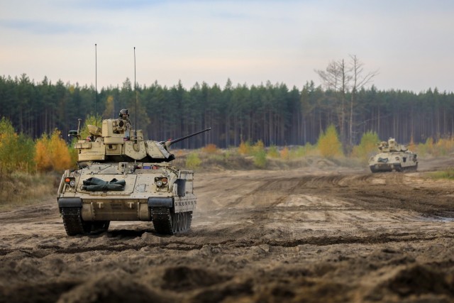 3ABCT trains in Lithuania