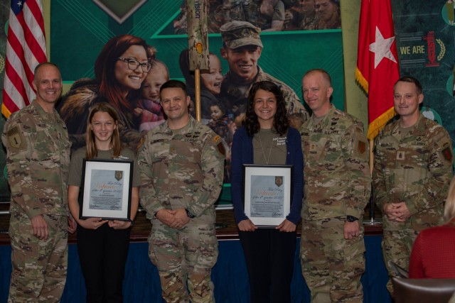 1st ID holds Volunteer of the Quarter Ceremony