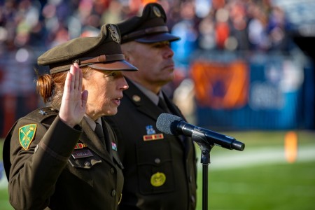 DVIDS - Images - Service members receive honor during Chicago Bears Veterans  Day game [Image 8 of 13]