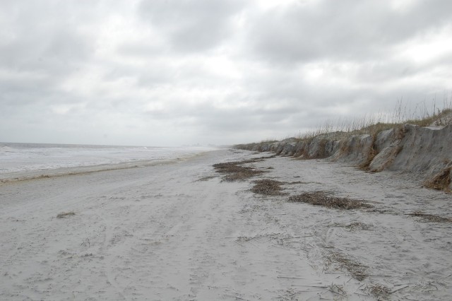 Jacksonville District inspection teams assess Tropical Storm Nicole impacts to Florida Atlantic beaches