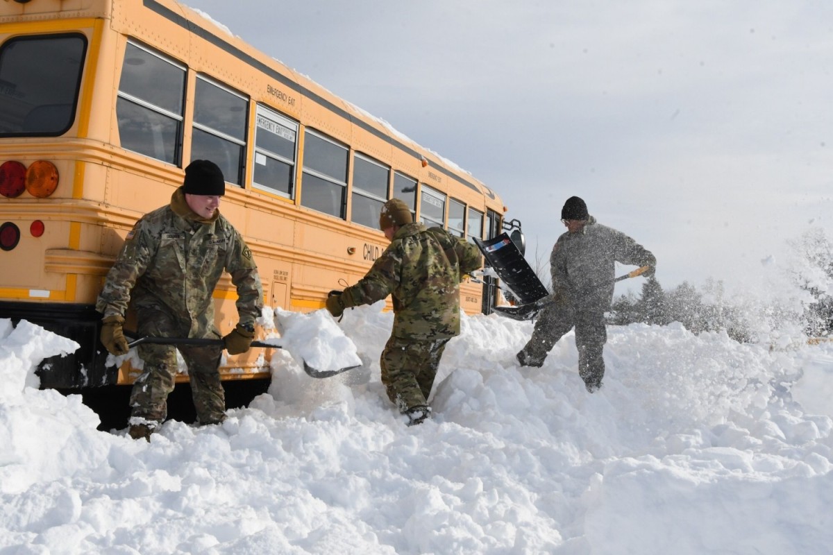 Fort Drum Reacts To Powerful Snow Storm Article The United States Army