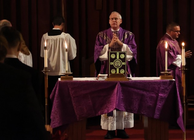 Catholic auxiliary bishop presides over special Fort Knox confirmation ceremony during Advent mass