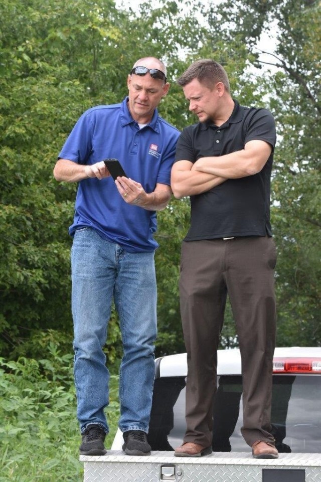 Team reaches milestone on Pool 4 dredging plan