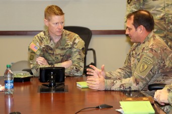 USASAC discusses security assistance during CENTCOM visit
