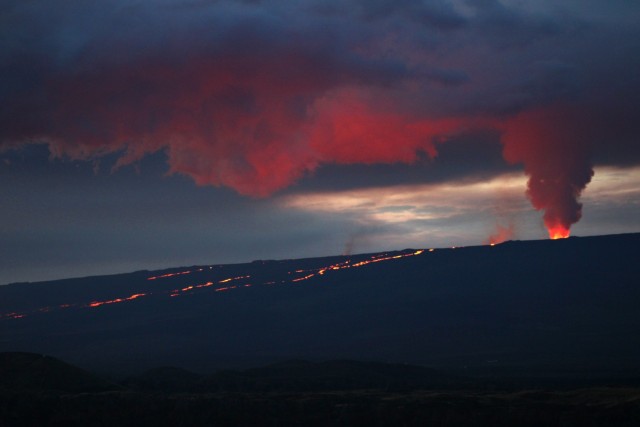 Mauna Loa eruption from USAG Pohakuoa Training Area