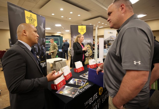 Fort Knox Job Seekers Meet Corporate Recruiters at 1st Annual Career Fair