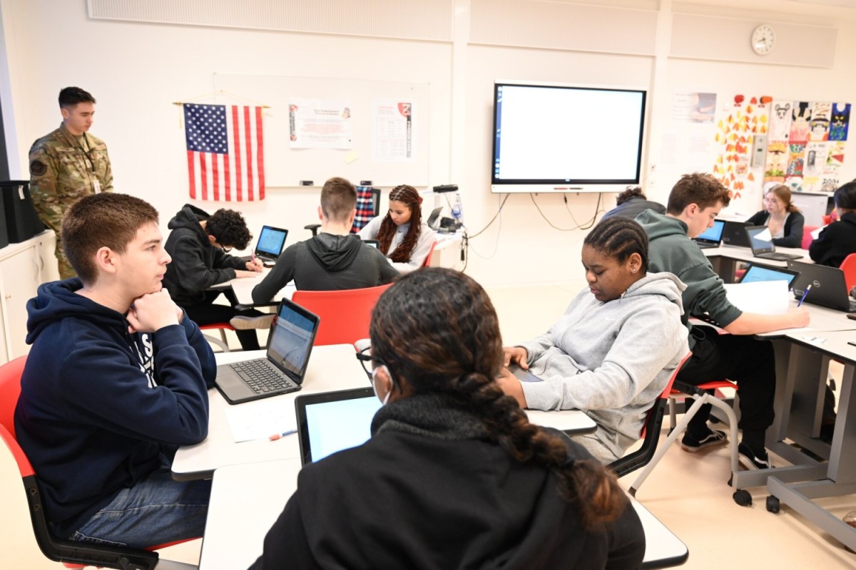 Electronic Aptitude Test Produces Great Results For DODEA High Schoolers Article The United