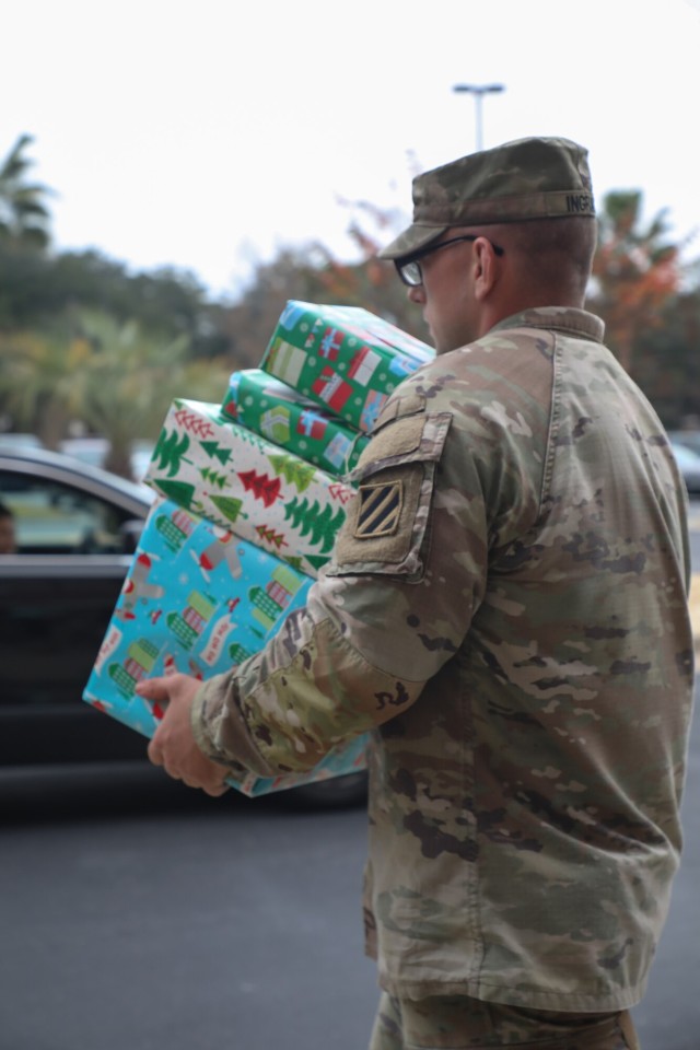 Soldiers, Liberty County Schools Donate Gifts