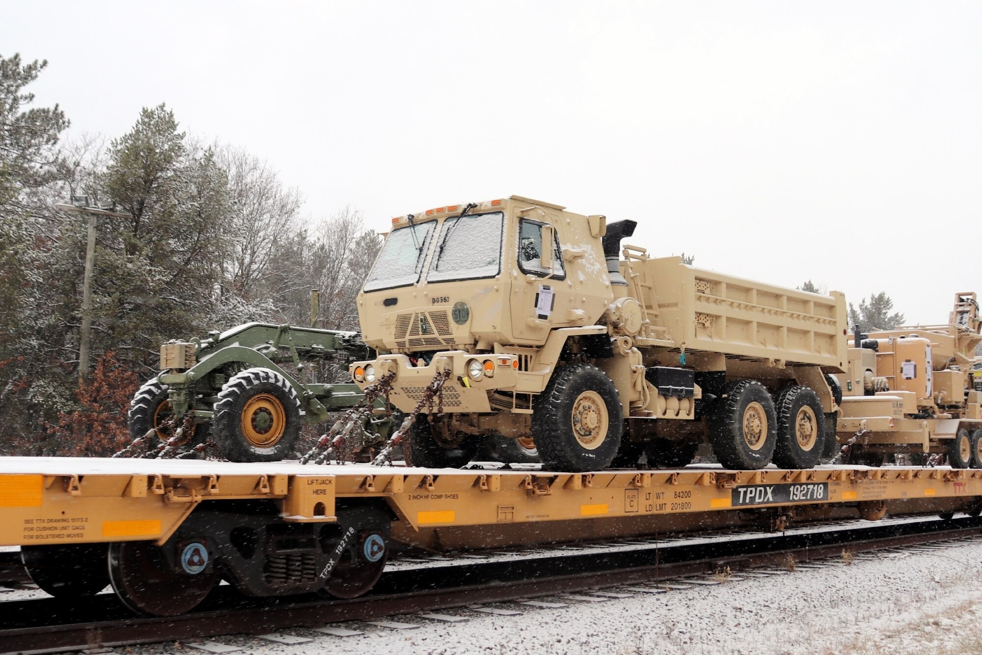 Photo Essay: 411th Engineer Company equipment deployment by rail ...