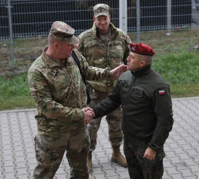 Maj. Gen. Beck Visits Camp Kosciuszko