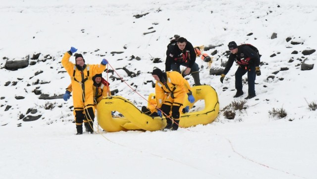 Fort Drum firefighters train for ice rescues