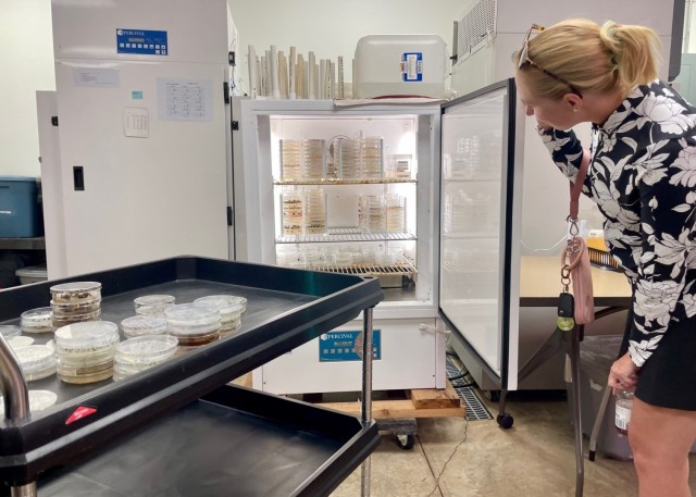 Fort Shafter Hui tours Defense Department’s only seed bank