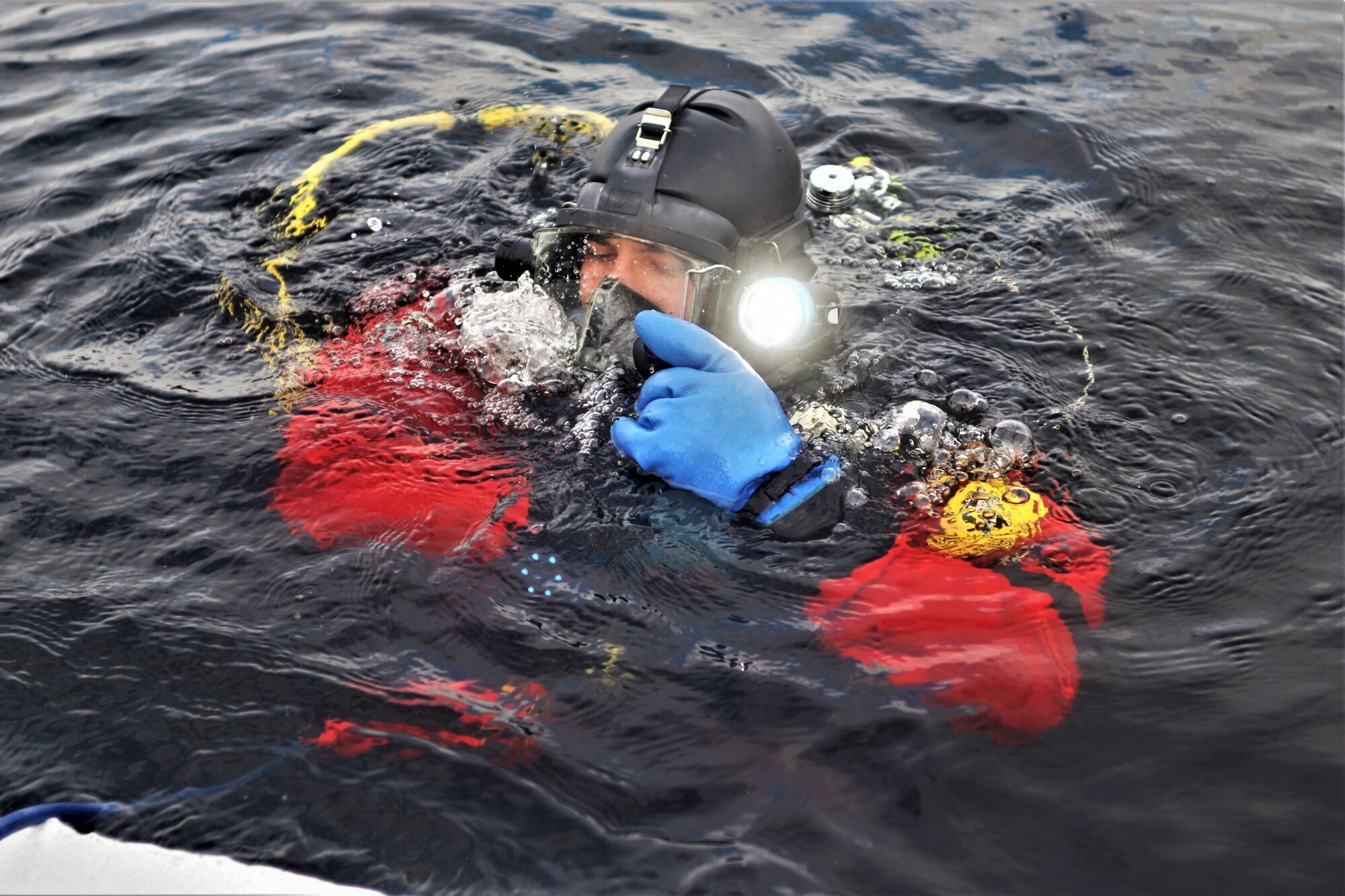 Photo Essay: Fort McCoy Fire Department dive team conducts ice rescue ...