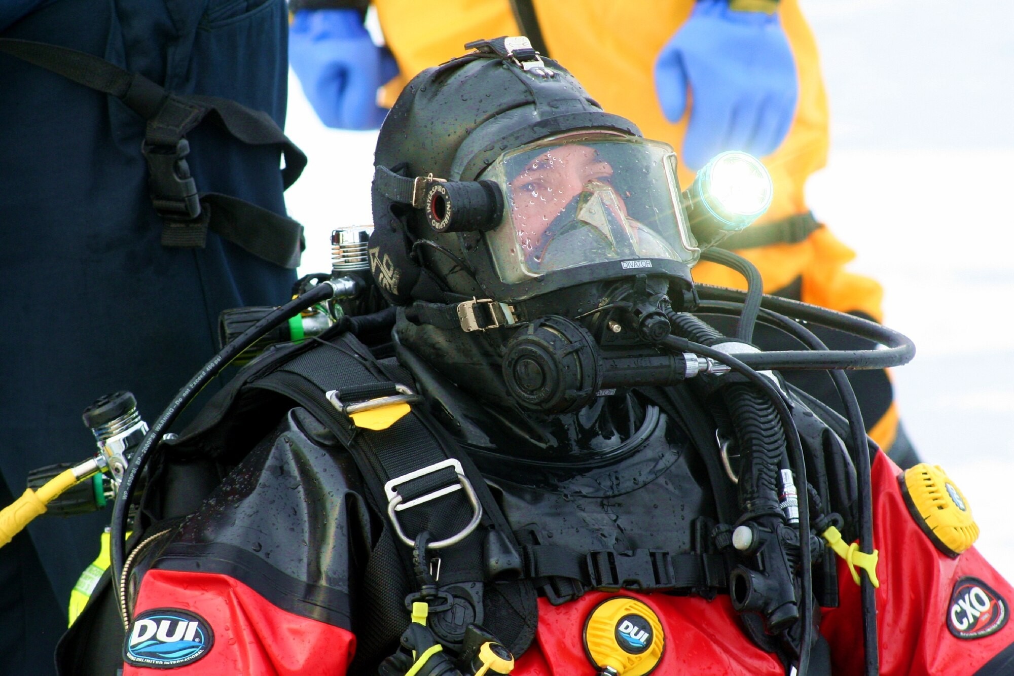 Photo Essay: Fort McCoy Fire Department dive team conducts ice rescue ...